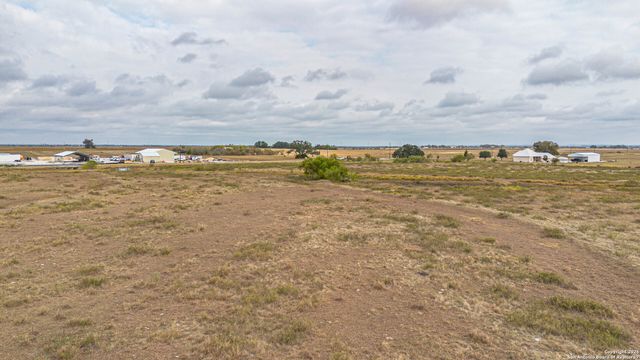 9325 Fm 1339, Martindale, TX 78655