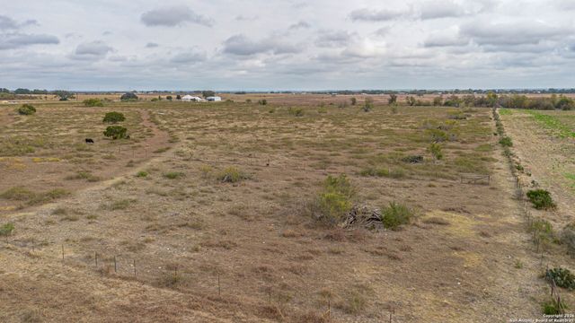 9325 Fm 1339, Martindale, TX 78655