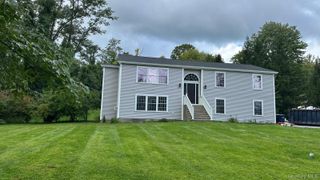 5 Meadow Drive, Carmel, NY 10512
