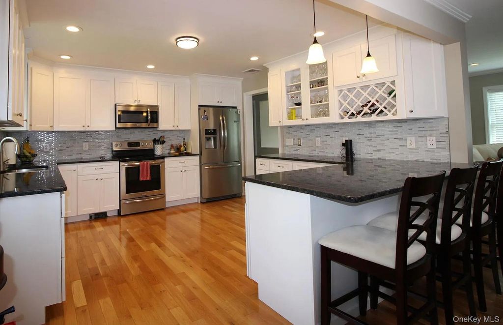 5 Meadow Drive, Carmel, NY 10512 — photo 2