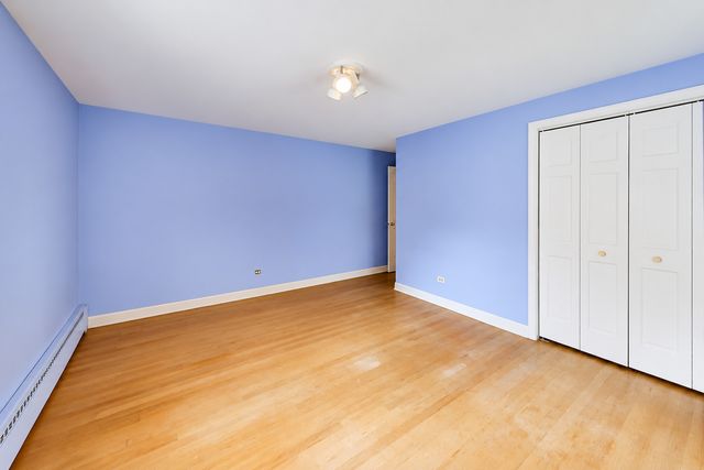 412 S Banbury Road, Arlington Heights, IL 60005