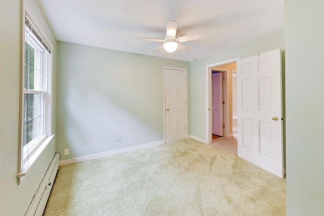 412 S Banbury Road, Arlington Heights, IL 60005