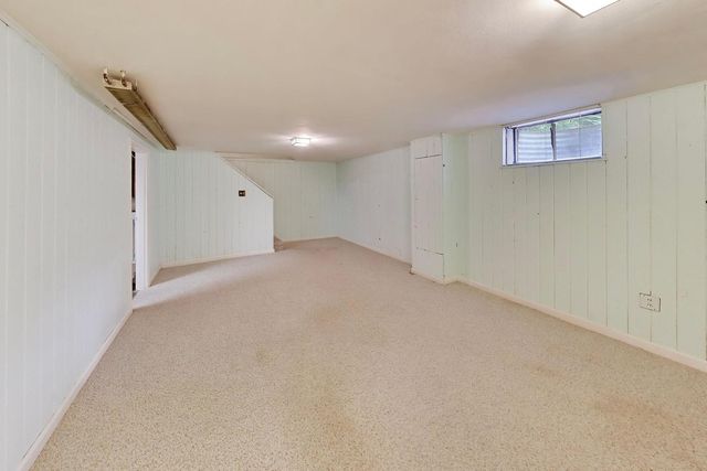 412 S Banbury Road, Arlington Heights, IL 60005