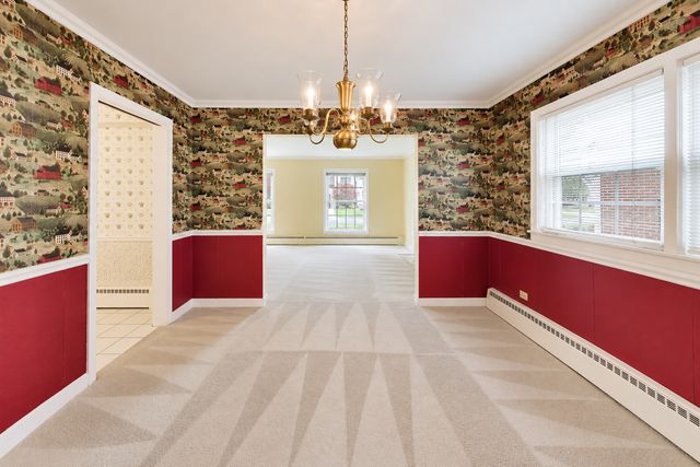412 S Banbury Road, Arlington Heights, IL 60005