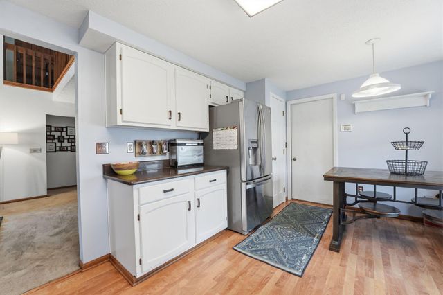 5700 Brook Hollow Drive, Hilliard, OH 43026