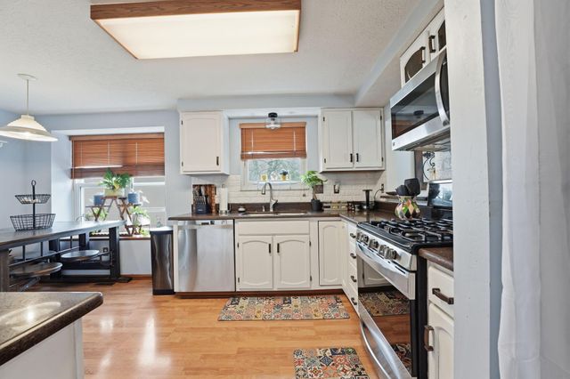 5700 Brook Hollow Drive, Hilliard, OH 43026