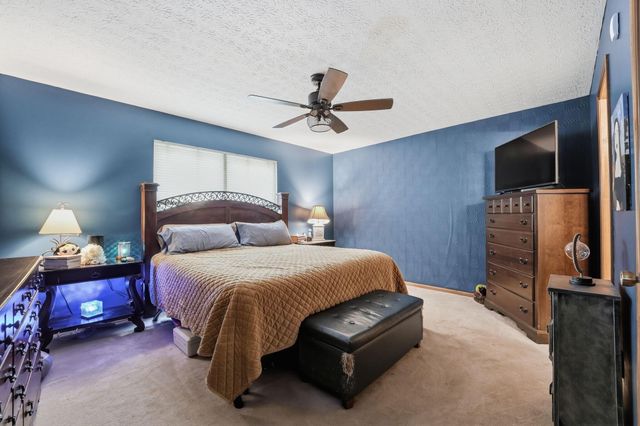 5700 Brook Hollow Drive, Hilliard, OH 43026