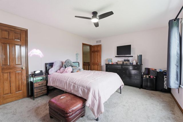 5700 Brook Hollow Drive, Hilliard, OH 43026