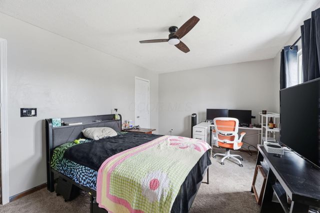 5700 Brook Hollow Drive, Hilliard, OH 43026