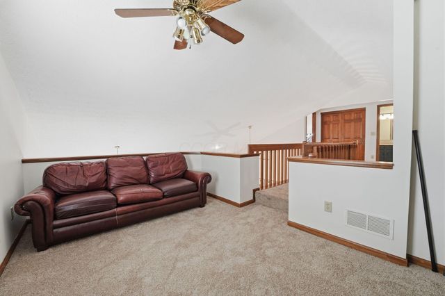 5700 Brook Hollow Drive, Hilliard, OH 43026