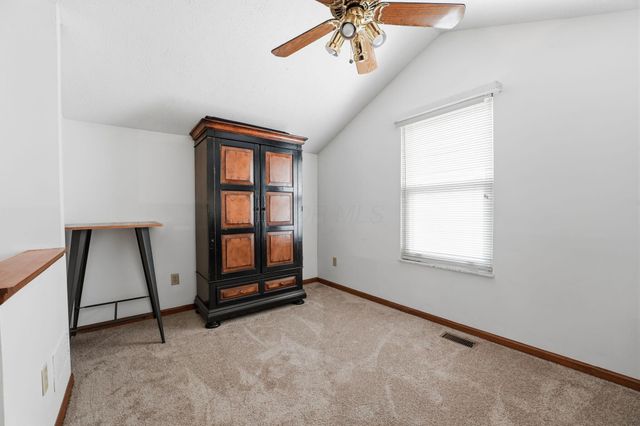 5700 Brook Hollow Drive, Hilliard, OH 43026