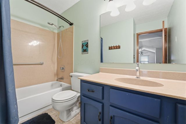 5700 Brook Hollow Drive, Hilliard, OH 43026