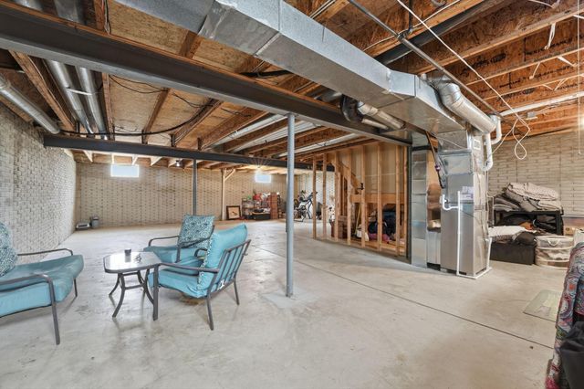 5700 Brook Hollow Drive, Hilliard, OH 43026