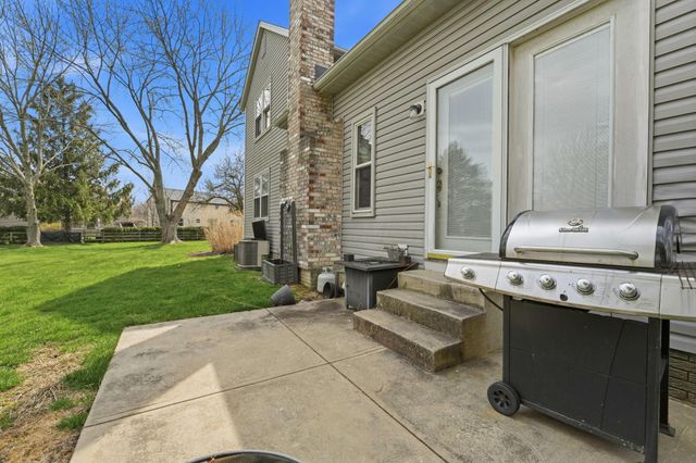 5700 Brook Hollow Drive, Hilliard, OH 43026