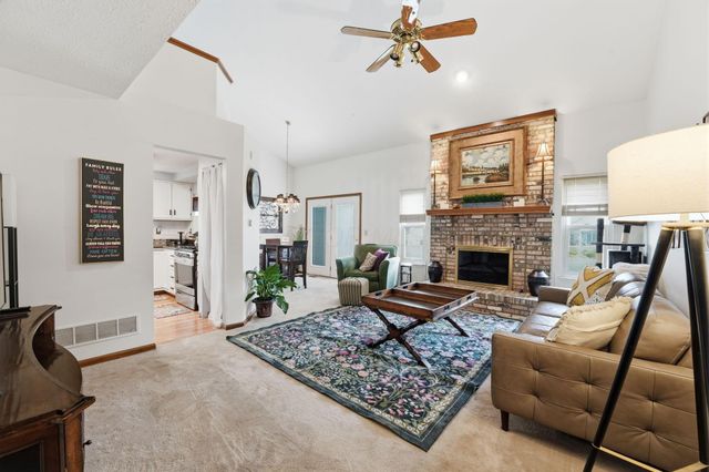 5700 Brook Hollow Drive, Hilliard, OH 43026