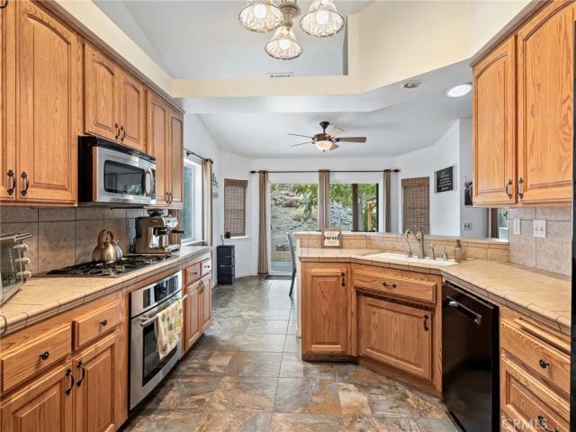 10160 Pineview Road, Pinon Hills, CA 92372