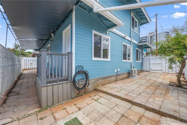 1510A Miller Street, Honolulu, HI 96813