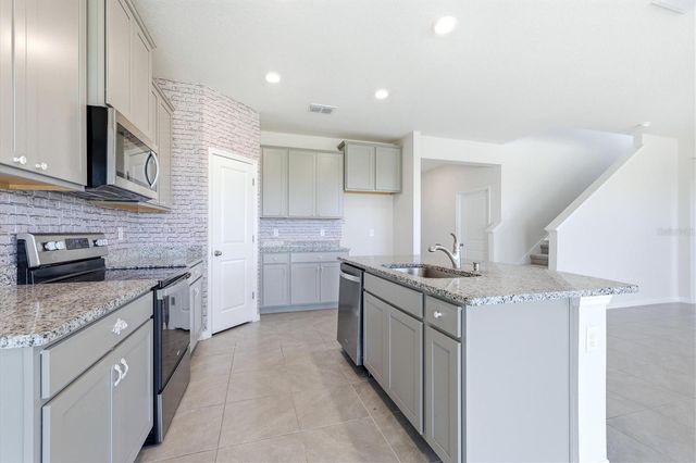3813 LIVELY CORAL PLACE, Bradenton, FL 34208