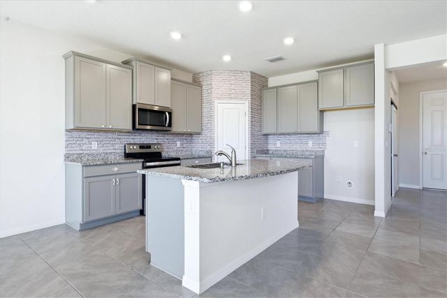 3813 LIVELY CORAL PLACE, Bradenton, FL 34208