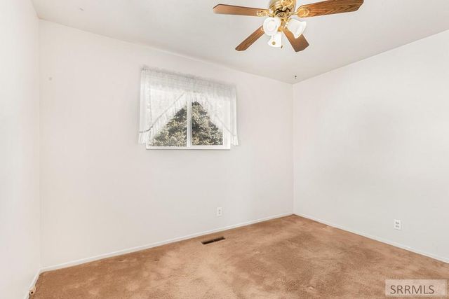 815 N Bergeson Drive, Idaho Falls, ID 83401