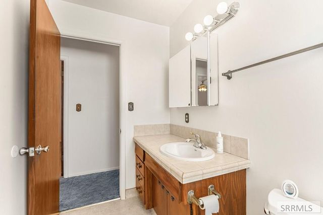 815 N Bergeson Drive, Idaho Falls, ID 83401