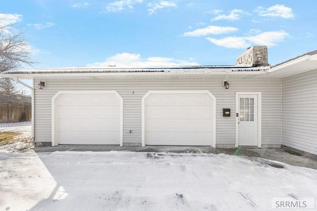 815 N Bergeson Drive, Idaho Falls, ID 83401