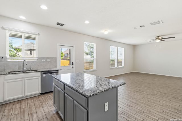 27722 AZALEA CRK, Boerne, TX 78015