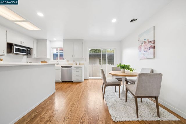5660 Casino Ave, San Pablo, CA 94806