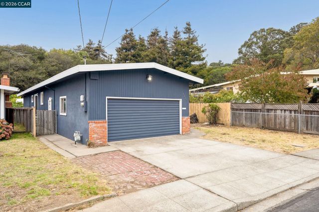 5660 Casino Ave, San Pablo, CA 94806