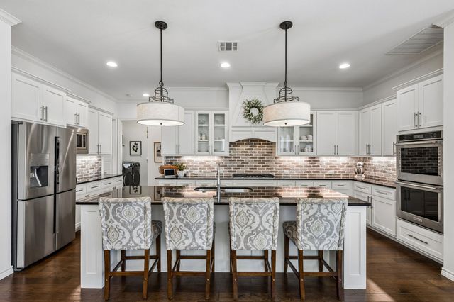 13624 Walsh Avenue, Fort Worth, TX 76008