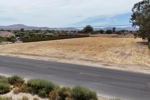 95th St E, Littlerock, CA 93543