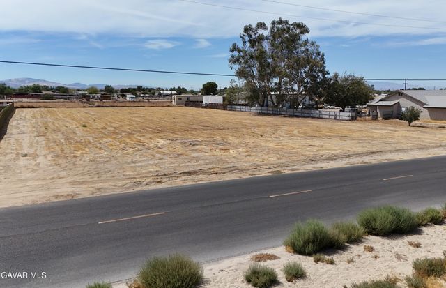 95th St E, Littlerock, CA 93543