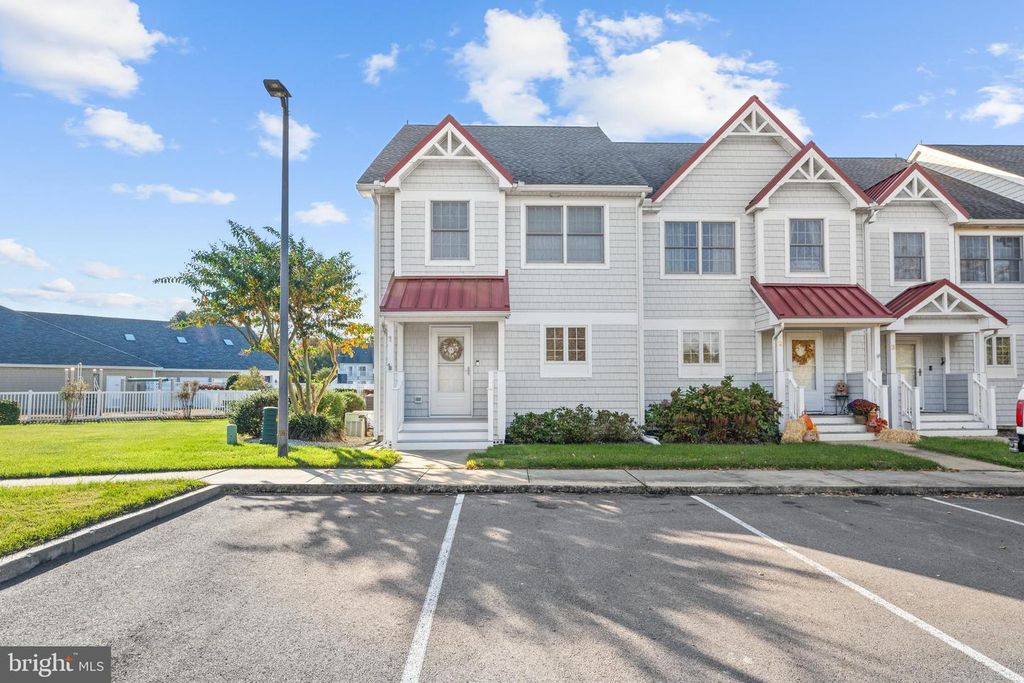 9733 VILLAGE LN #9717A, Ocean City, MD 21842