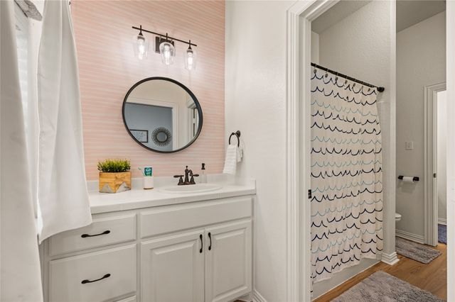 8012 Odell Street, North Richland Hills, TX 76182