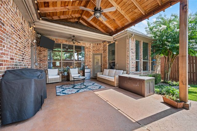 8012 Odell Street, North Richland Hills, TX 76182
