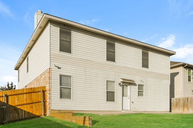 5373 Royal Birkdale Drive, Fort Worth, TX 76135