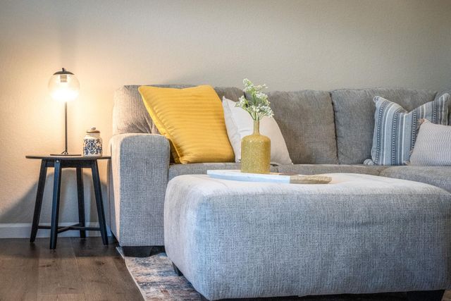 224 Spruce Ave, Luling, TX 78648