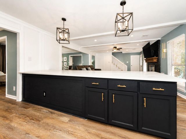 11711 Gardenglen Drive, Houston, TX 77070