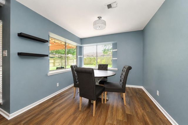 11711 Gardenglen Drive, Houston, TX 77070