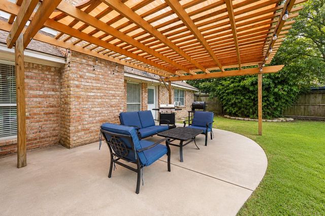 11711 Gardenglen Drive, Houston, TX 77070