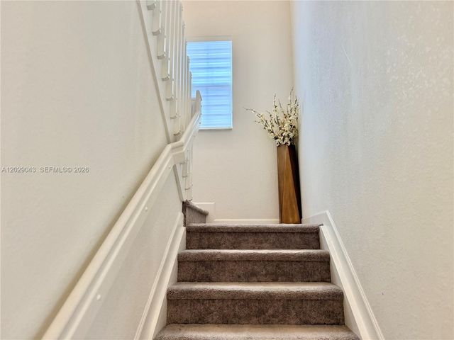 2462 NW 131st Cir, Miami, FL 33167