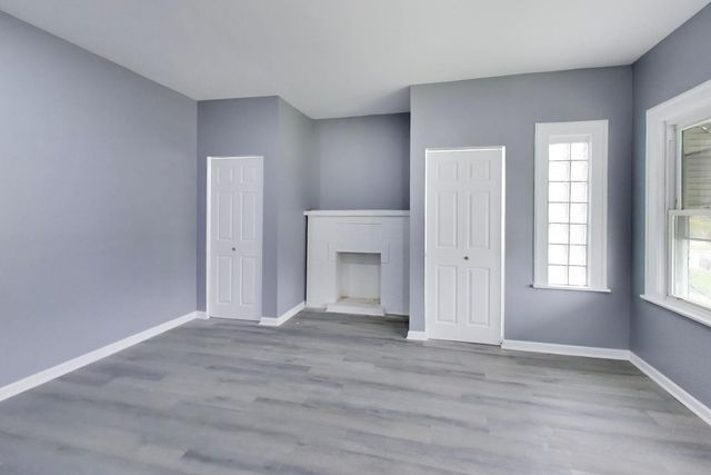 9549 S Calumet Avenue, Chicago, IL 60628
