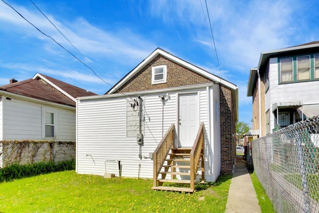 9549 S Calumet Avenue, Chicago, IL 60628