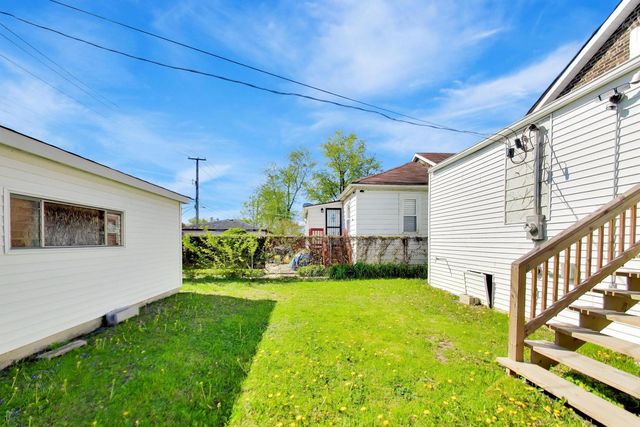 9549 S Calumet Avenue, Chicago, IL 60628