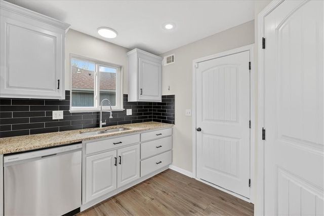 4726 Chester Avenue, Kansas City, KS 66106