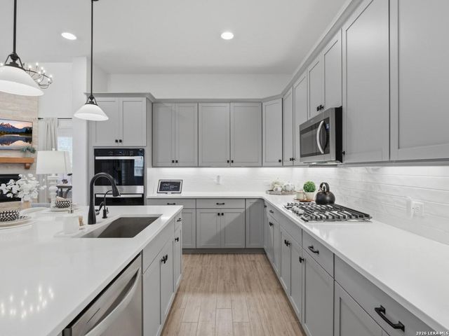 110 Trotting Horse, Boerne, TX 78006