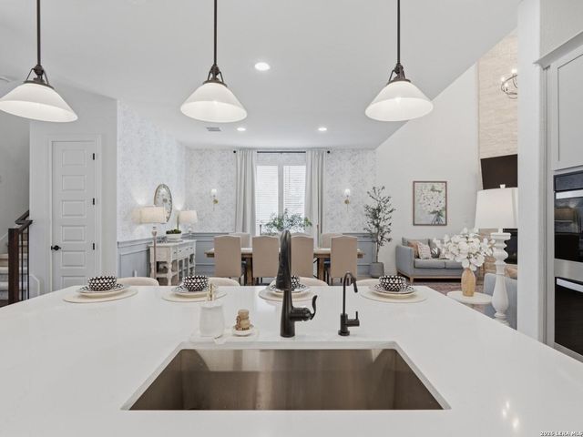 110 Trotting Horse, Boerne, TX 78006