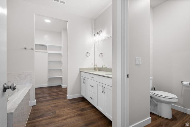 148 N 3830 W, West Point, UT 84015