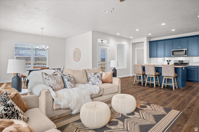 148 N 3830 W, West Point, UT 84015