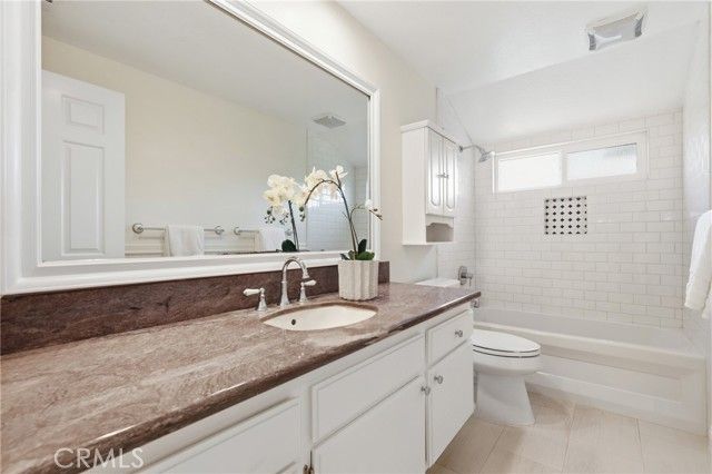 28 Starlight, Irvine, CA 92603